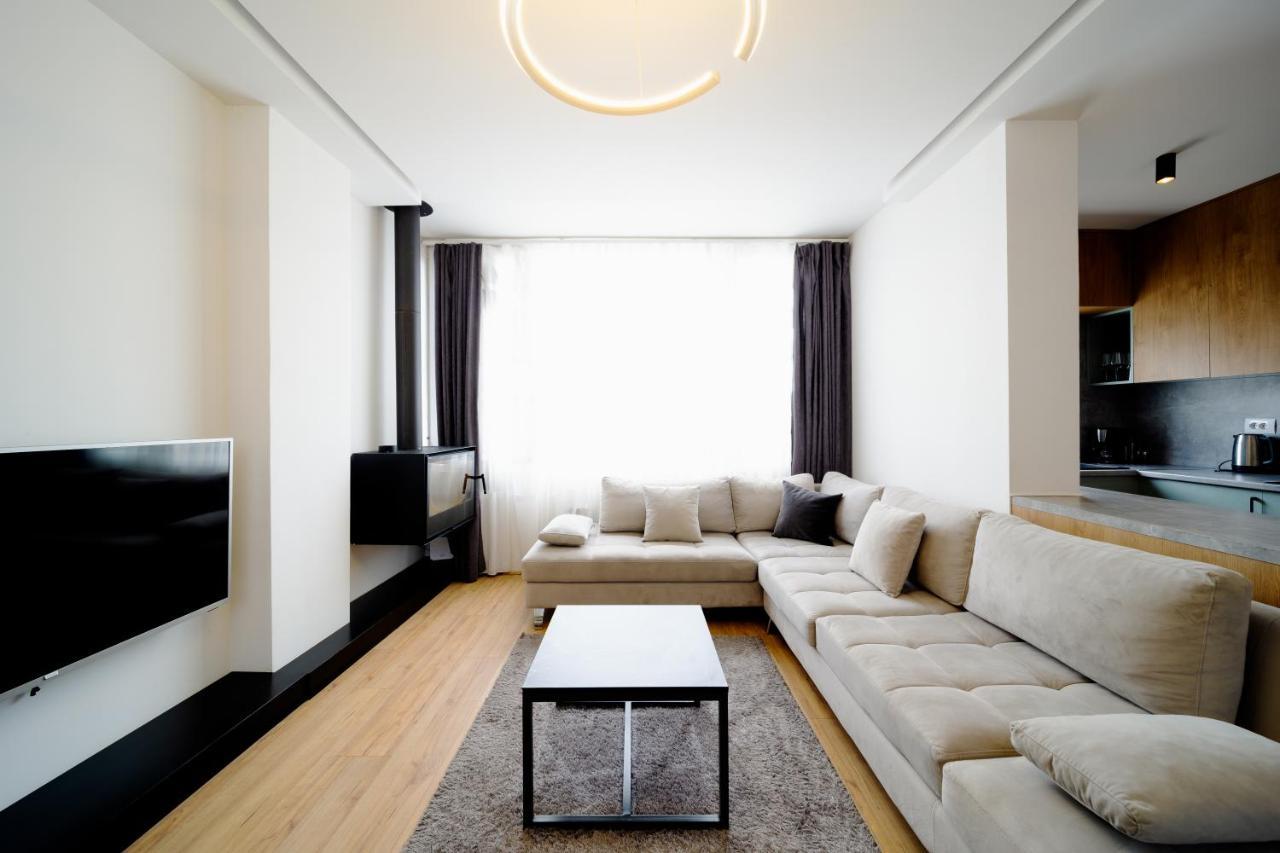 Square Luxury Penthouse Apartament *