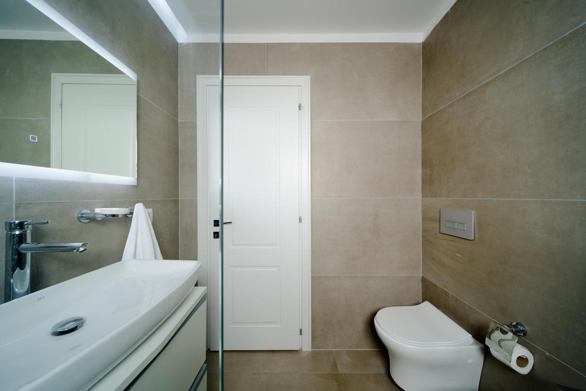 Square Luxury Penthouse Tirana
